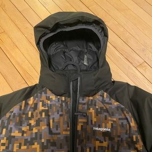Boys Patagonia waterproof winter coat/ski coat